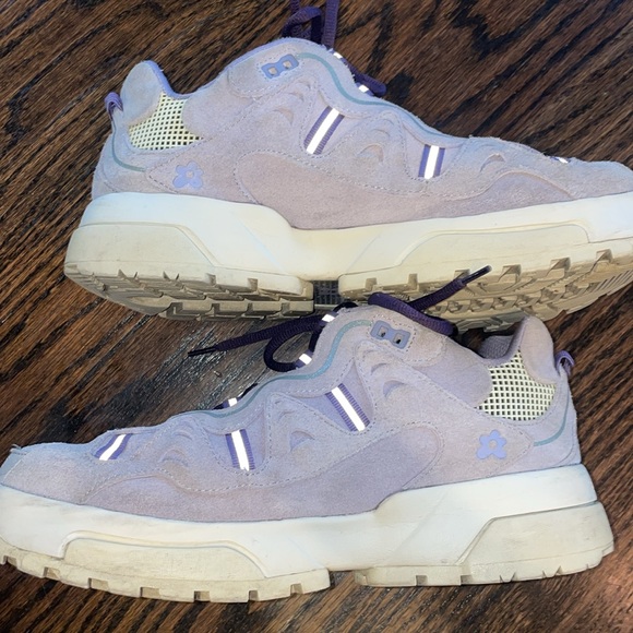 Converse Gold Le Fleur Purple Sneakers - Picture 2 of 5